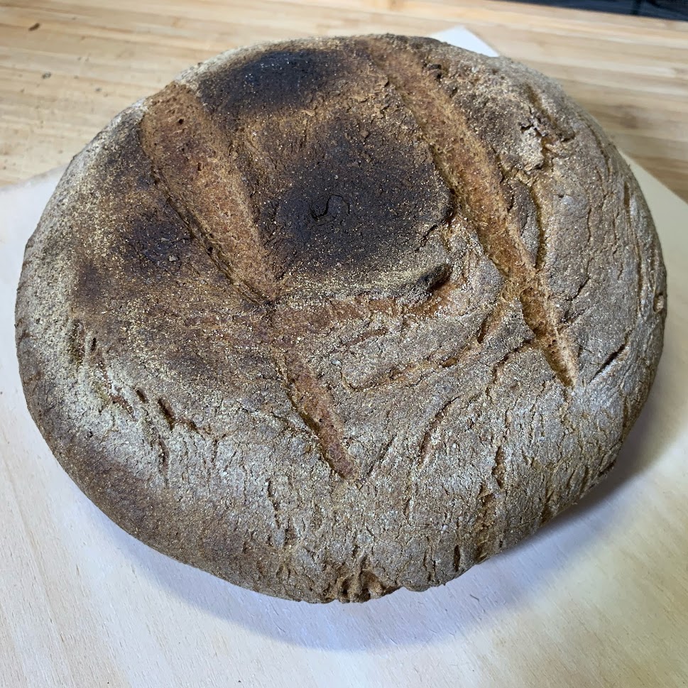 frisch gebackenes Brot